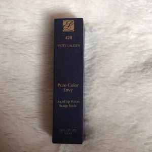 Estée Lauder liquid lip stick fragile ego
